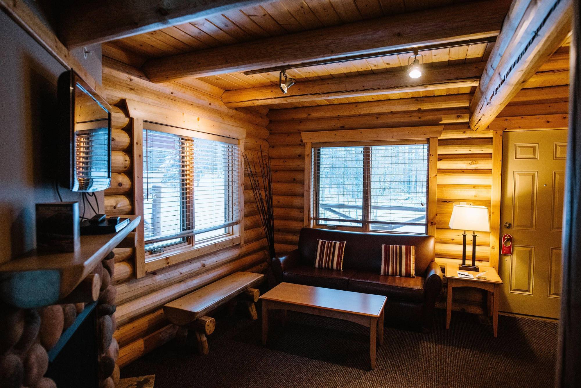 Miette Mountain Cabins Jasper Exterior photo