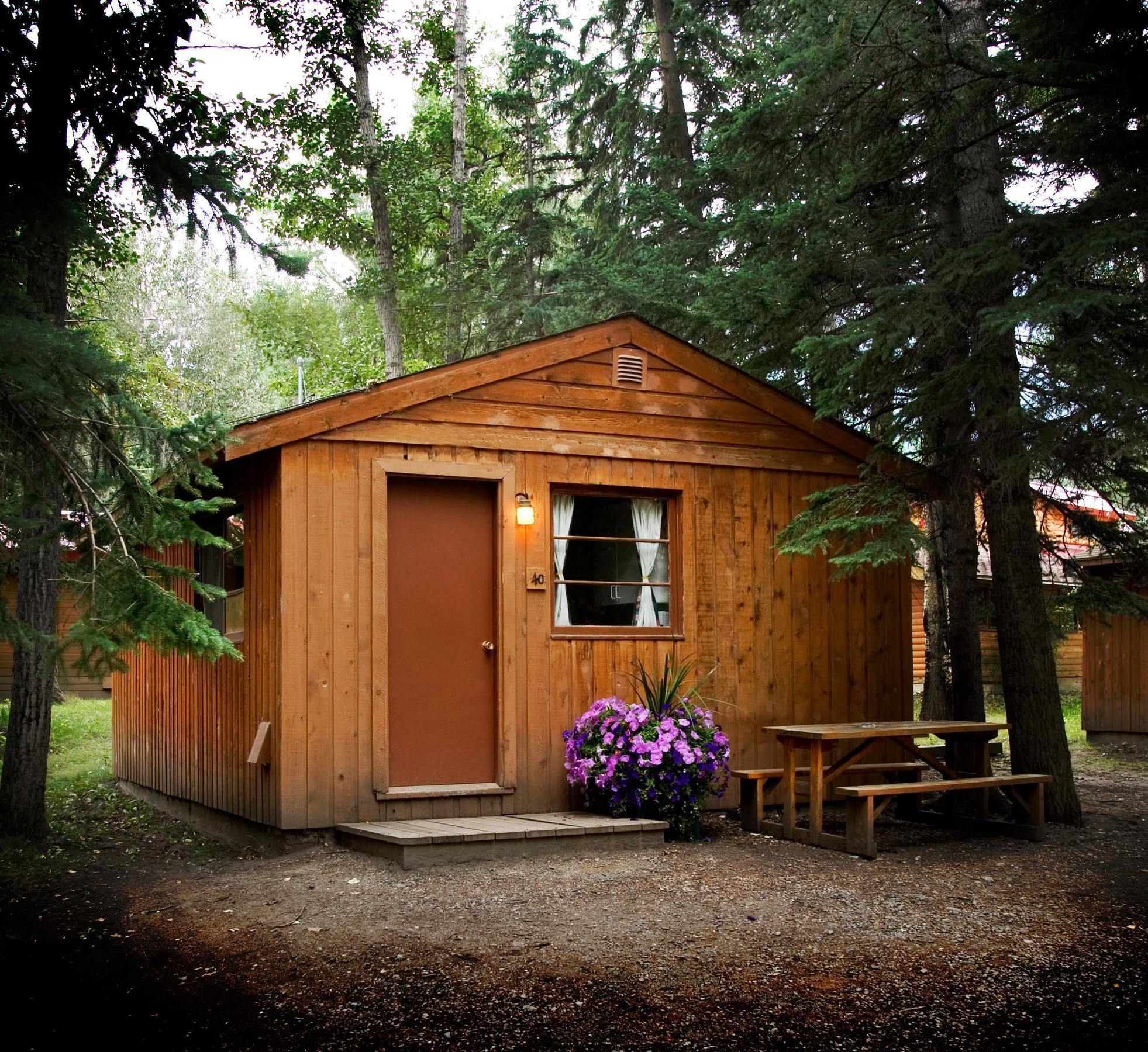 Miette Mountain Cabins Jasper Exterior photo