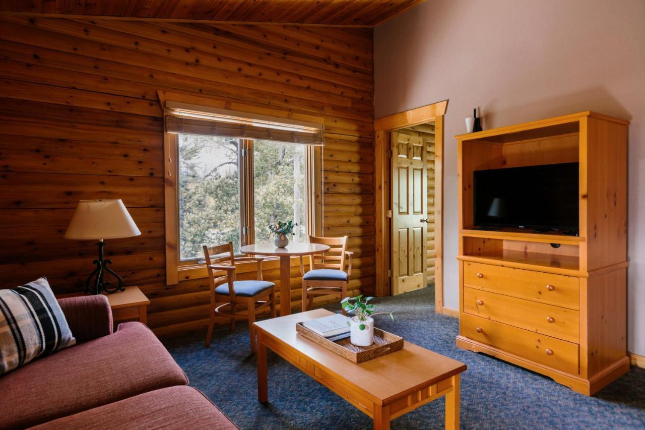 Miette Mountain Cabins Jasper Exterior photo